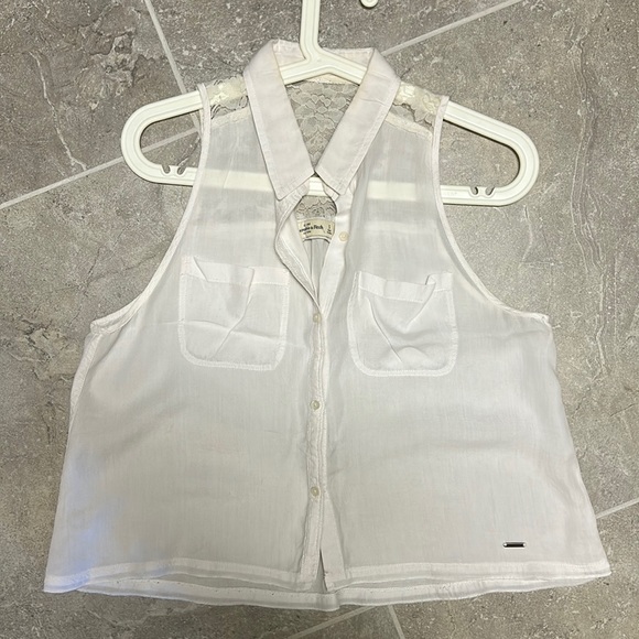 A&F Sleeveless Lace White Button Down - Picture 1 of 3